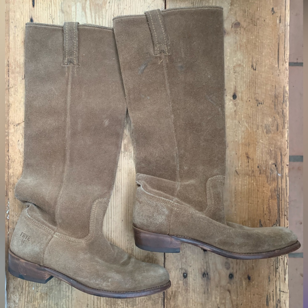 Suede Frye pull on boots, Tan.Offers WELCOME